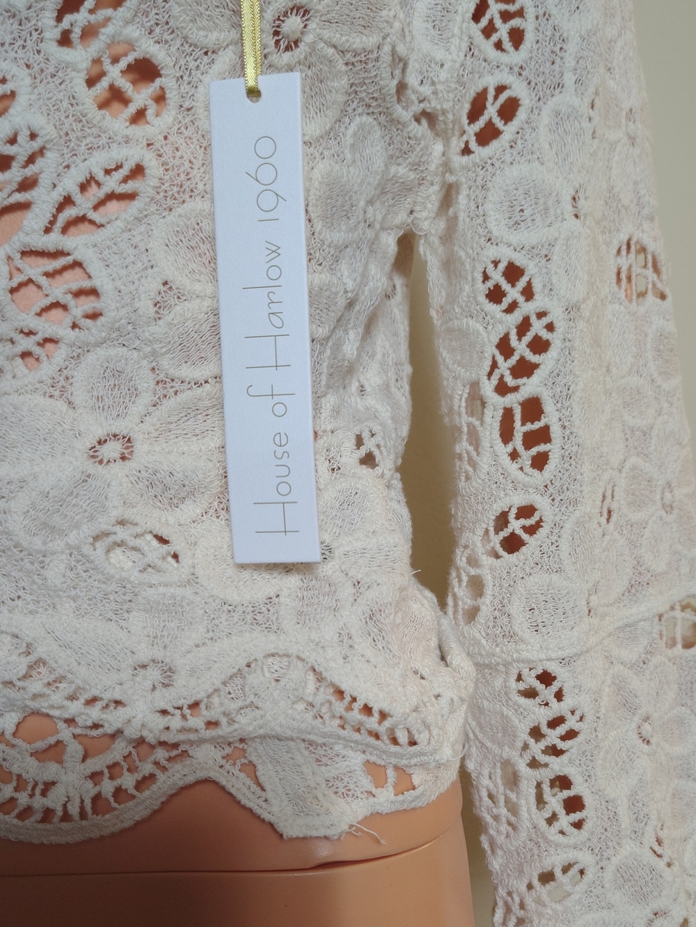 House of Harlow 1960 Boho Lace Cover-Up Wrap Top. One Size. 100% Cotton - Picture 11 of 14